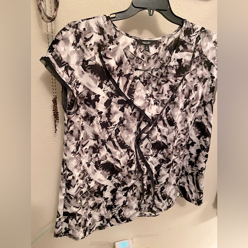 Ruffled Top